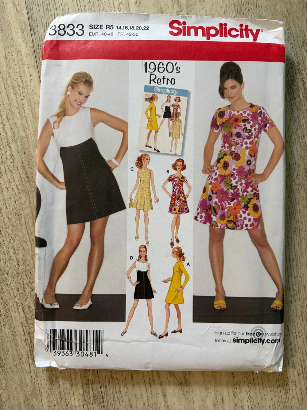 Simplicity Sewing Pattern 3833 - 1960s vintage reprint Dresses Sz 14-22